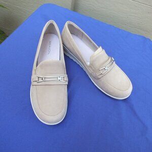 Aravon Womens Josie Bit Loafers